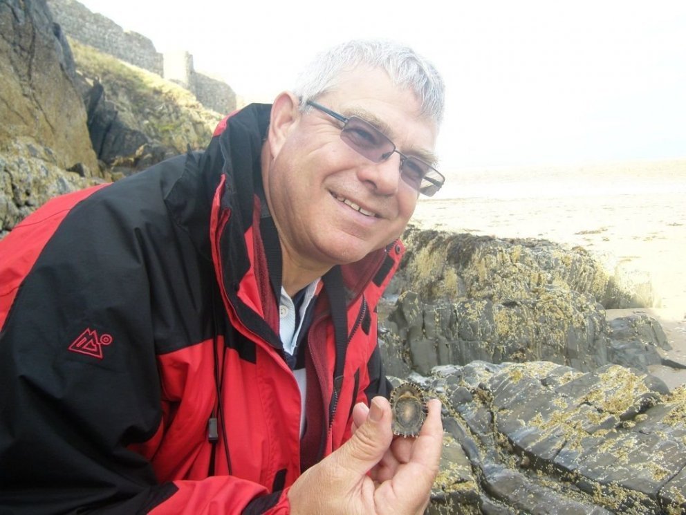 Stepen Hawkins delivers a leture at MFRI