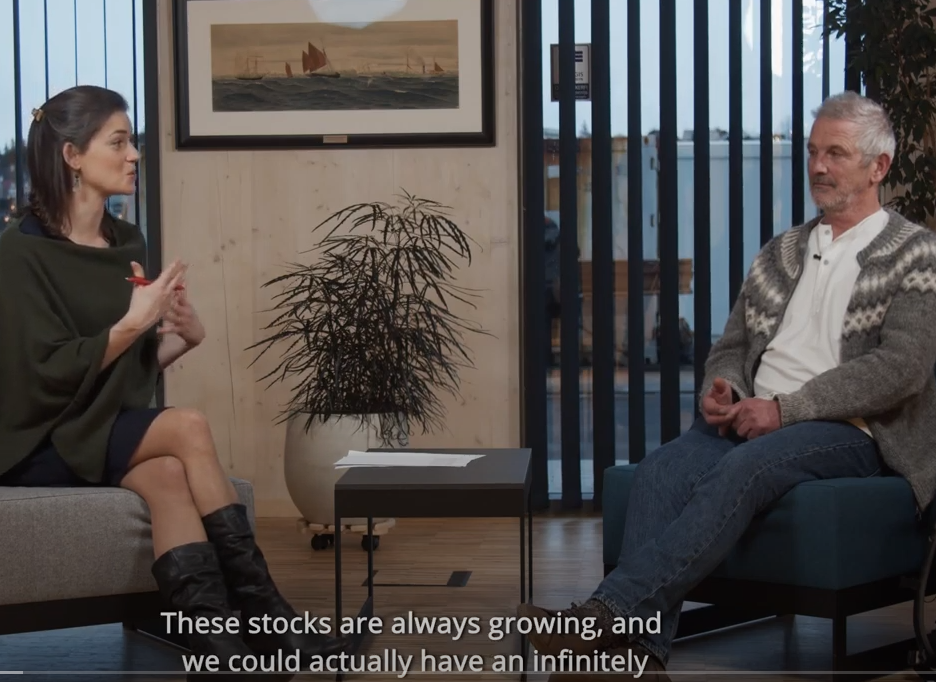 Mynd er klippt úr þætti tvö.