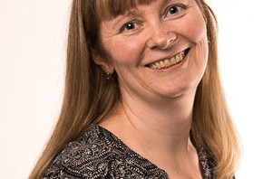 Ingibjörg Jónsdóttir flytur erindi á málstofu